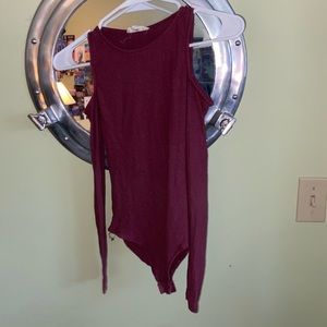 L.A. Hearts shoulder cutout bodysuit!